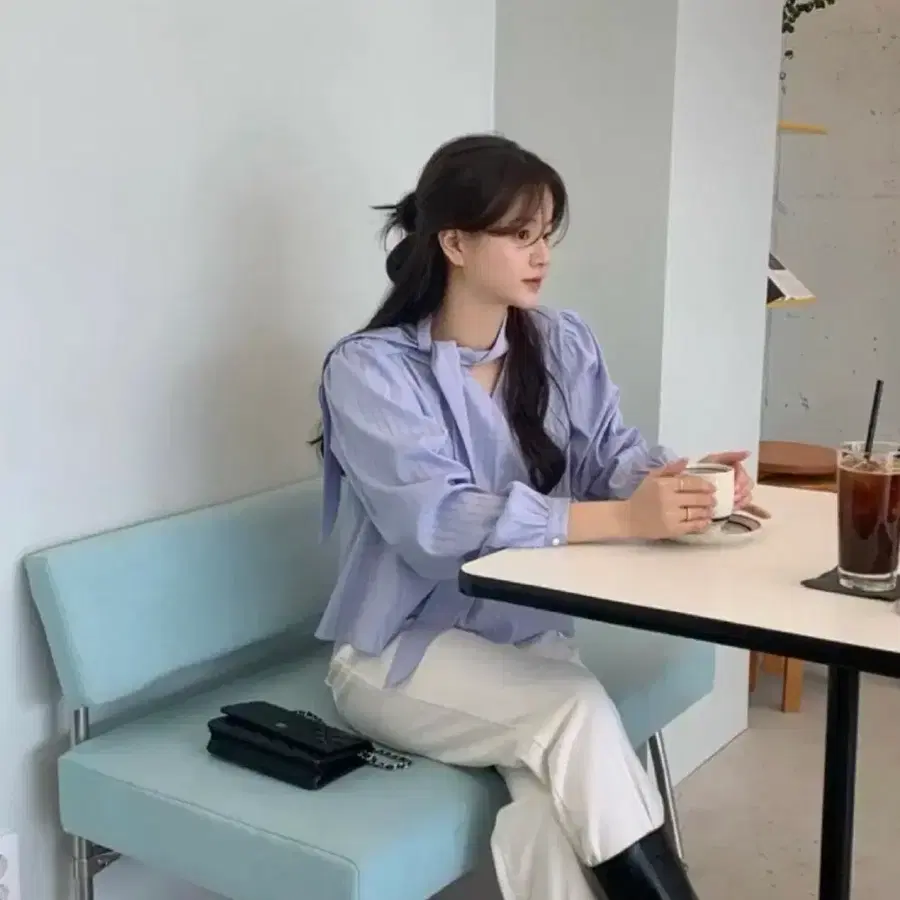 모도마켓 쉬머타이블라우스