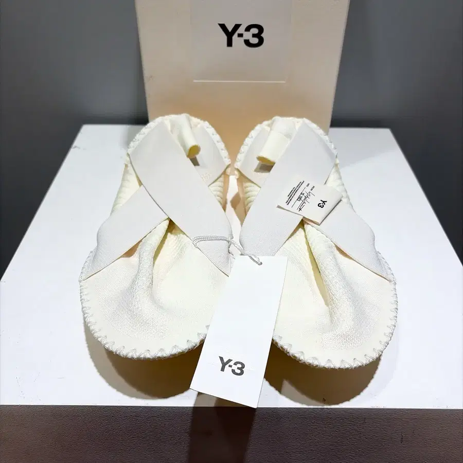 (정품/새상품) Y-3 요지 야마모토 여성 이토고 오프화이트 밴드 스트랩 슈즈