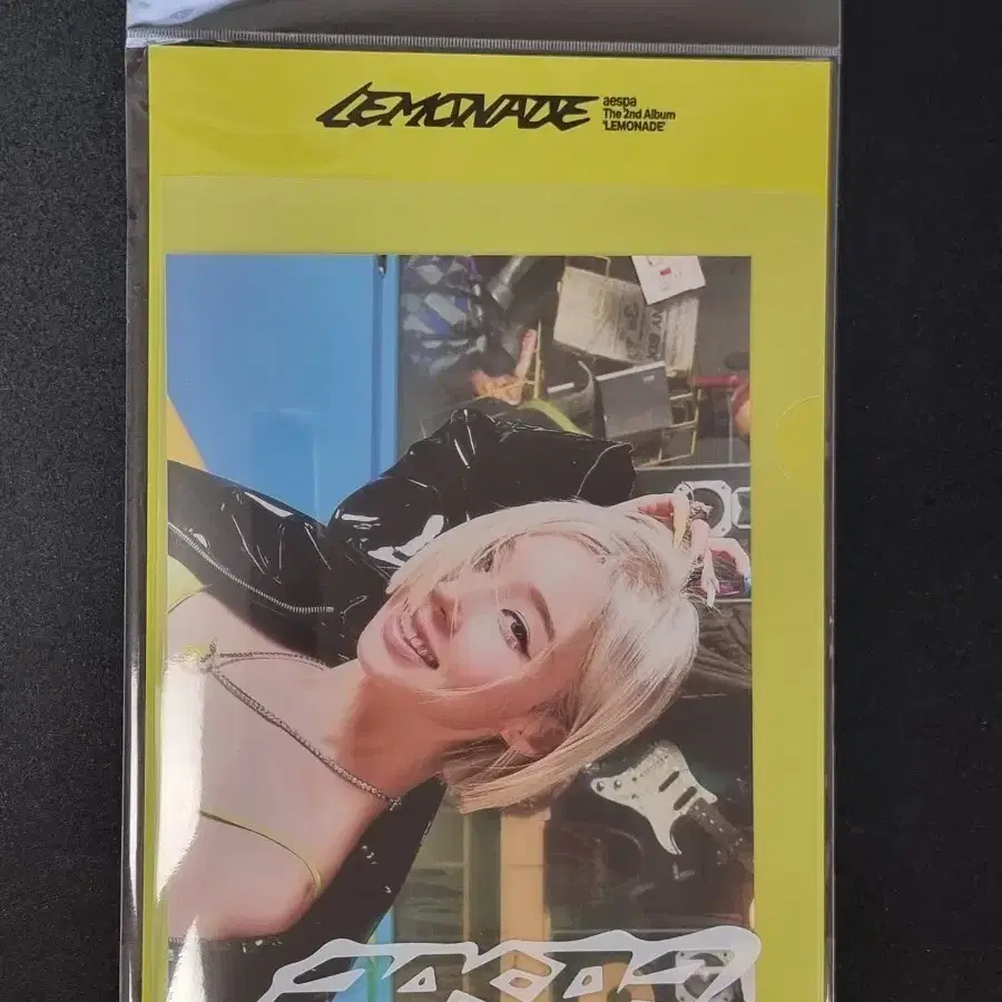 [미개봉] 에스파 레모네이드 팝업 윈터 엽서 + 홀로그램 포토카드 세트 LEMONADE ver.