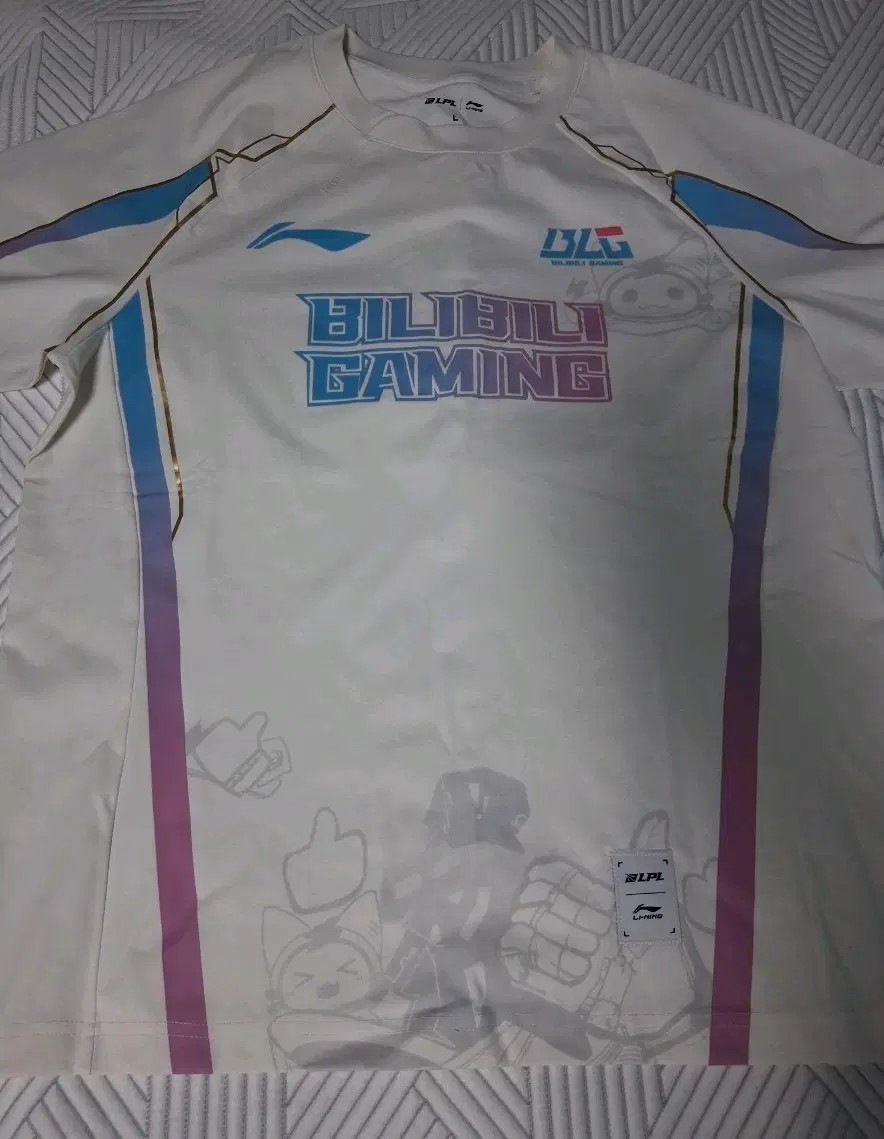 2024 LPL BLG BIN 유니폼