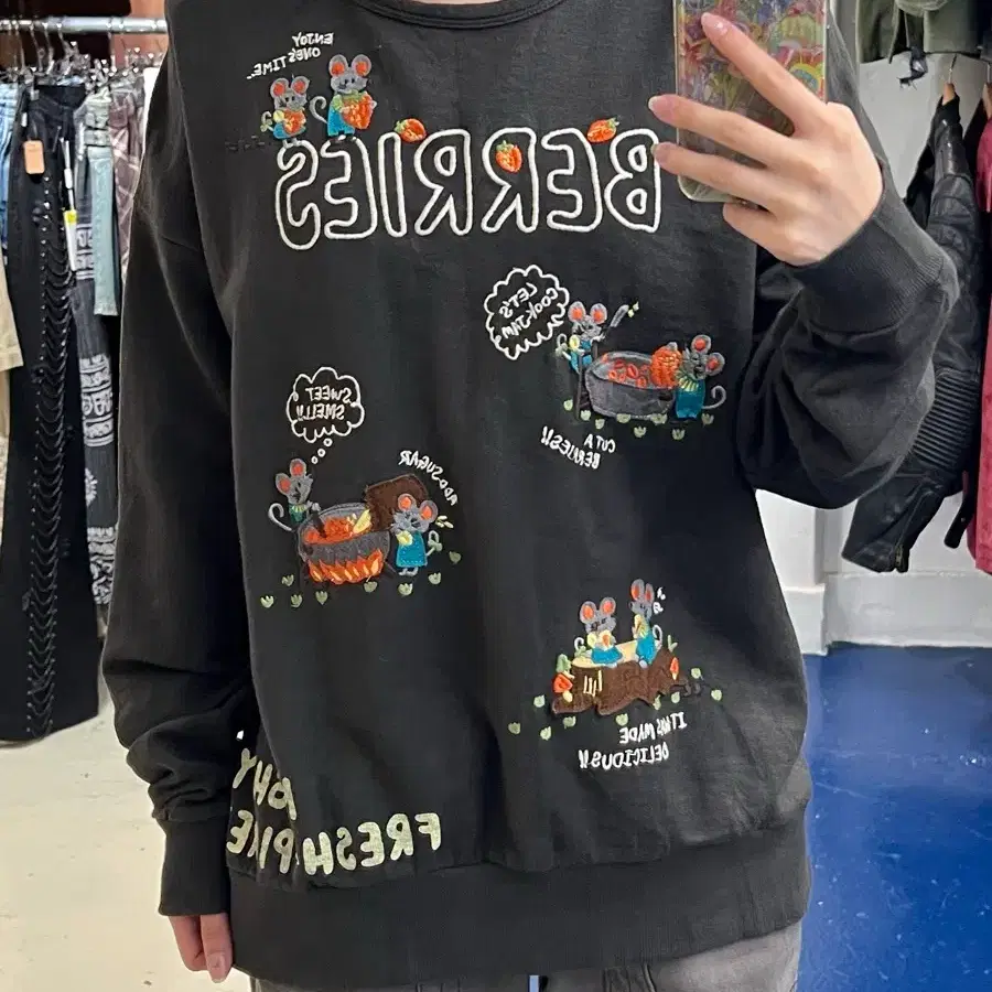 BERRIES mouse 엠브로이드 슬리브