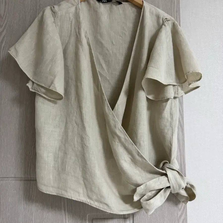 ZARA 린넨 랩 블라우스 L