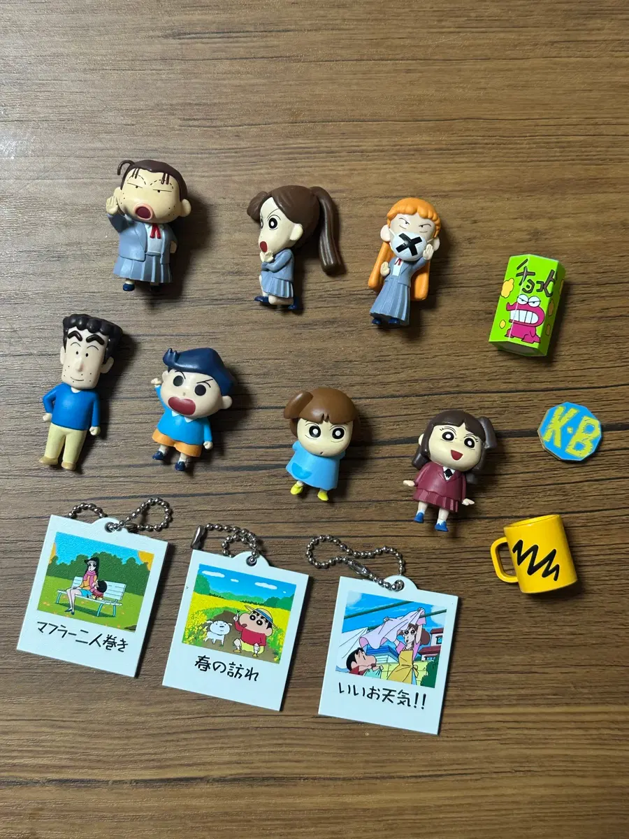짱구 서프라이즈 믹스 리멘트 가챠 피규어