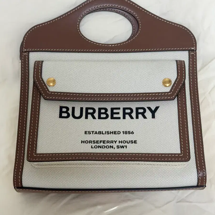 버버리 Pocket Bag Mini