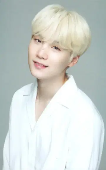 BTS VT x BTS SUGA 트레이딩 카드 화이트
