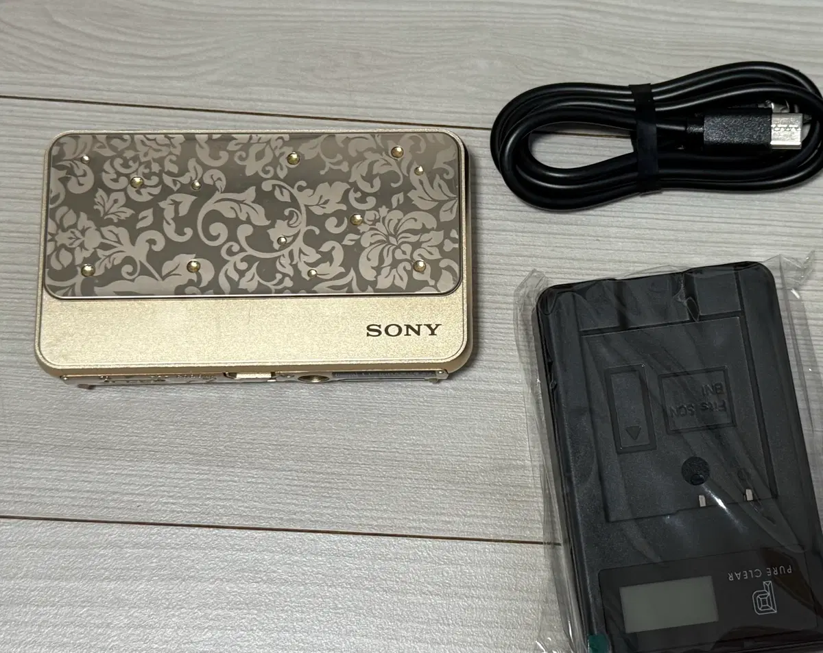 Sony cybershot dsc-t99d