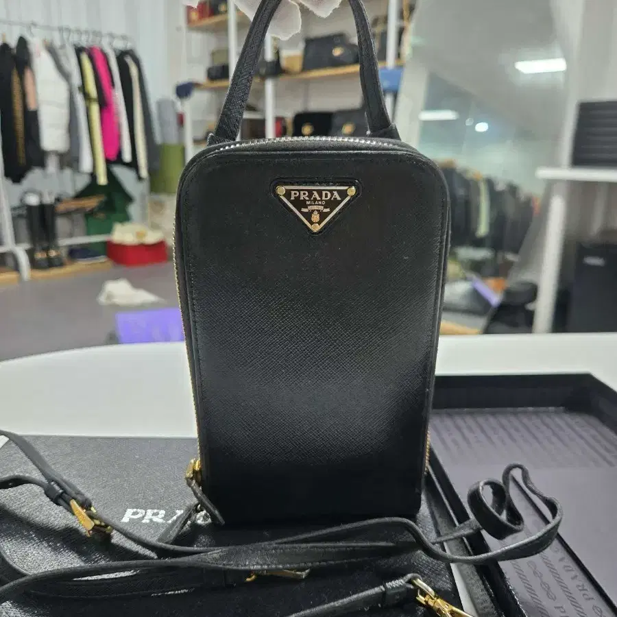 [정품] 프라다 사피아노 폰홀더백