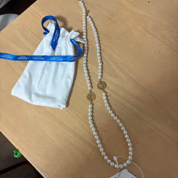 BLUE LABEL CRESTBRIDGE 펄 목걸이