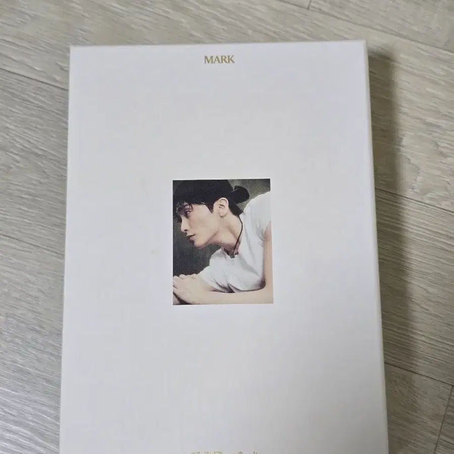 마크 트릴로지 포토북 The Firstfruit