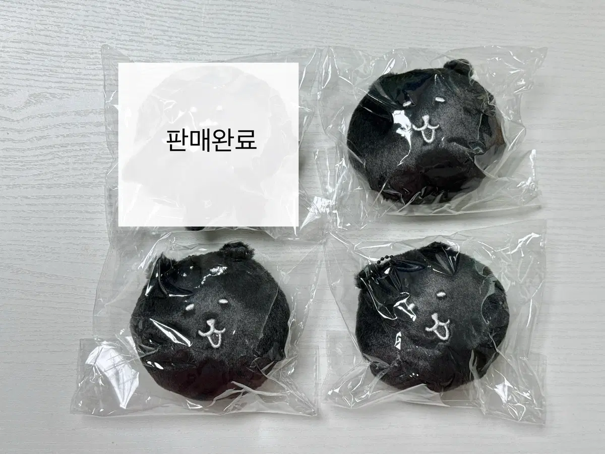 2개 무배)농담곰 블랙 쿠지 E상 아하하