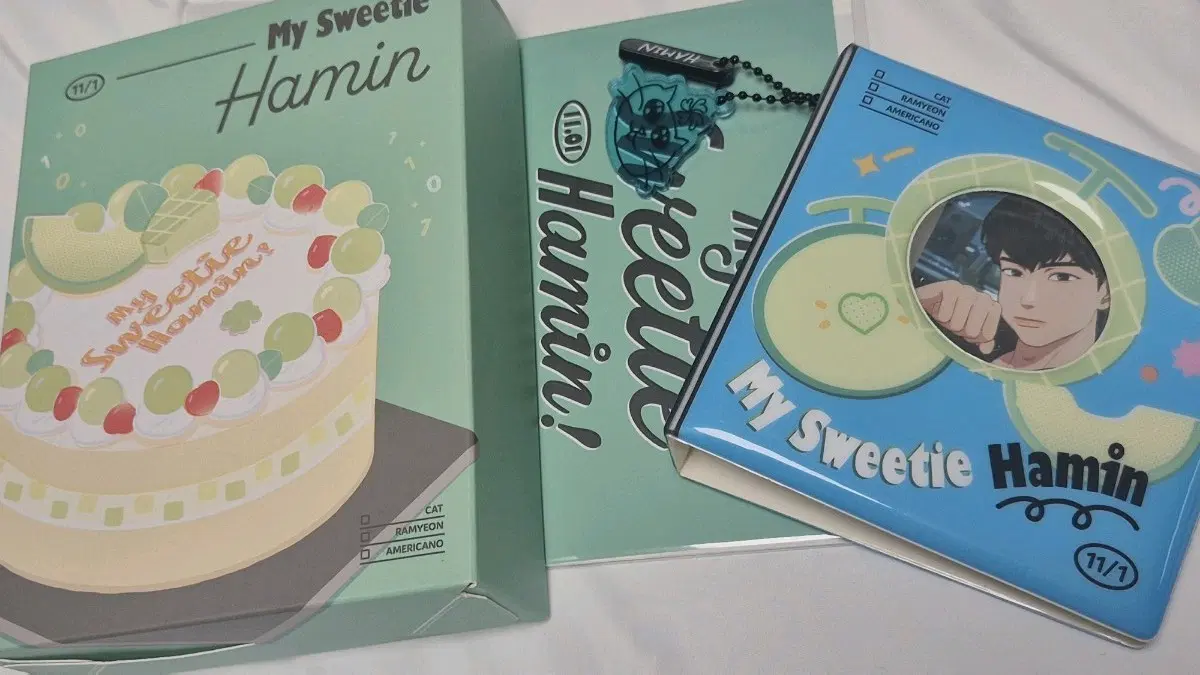 플레이브 유하민 생일키트