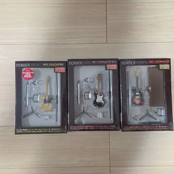 [ 총 5종 세트 ] Fender 피규어 3종 & Ovation 피규어 2종