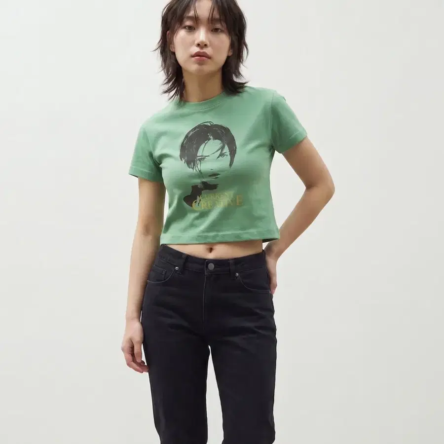 CURRENT 여성 그래픽 크롭 반팔티