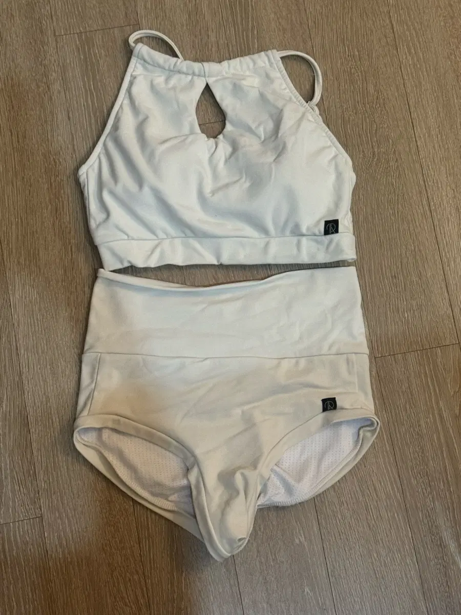 포리즈폴웨어 포리2 s/s