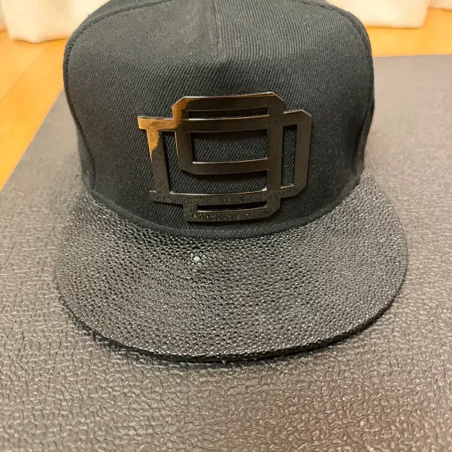 (1+1판매)DNINE Reserve 스냅백 모자
