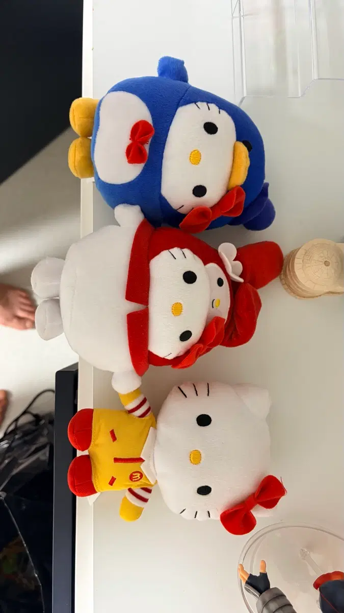맥도날드 산리오 키티인현 3종 판매합니다 (일괄)