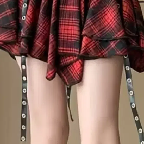 타탄 체크 속반바지포함 미니스커트와 티셔츠