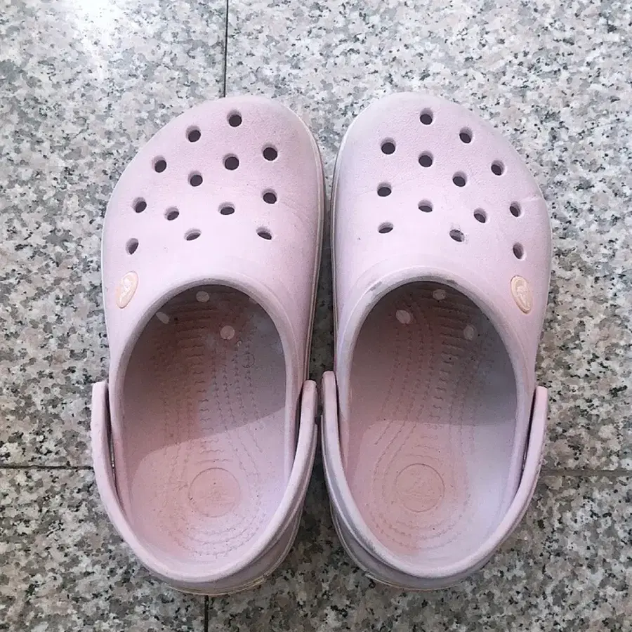 크록스 슬리퍼
