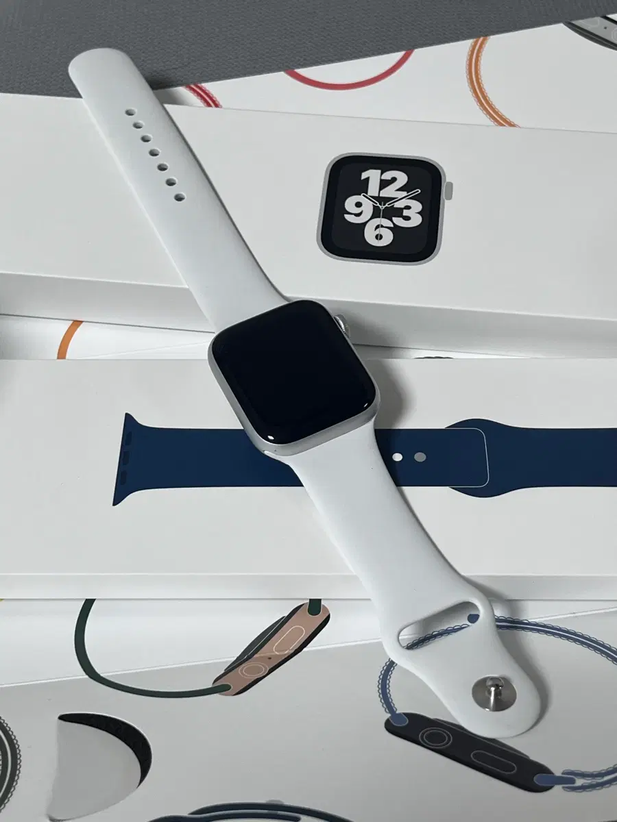 애플워치 SE2 44mm 화이트