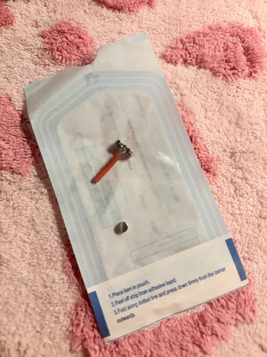 헬로키티 리본 피어싱