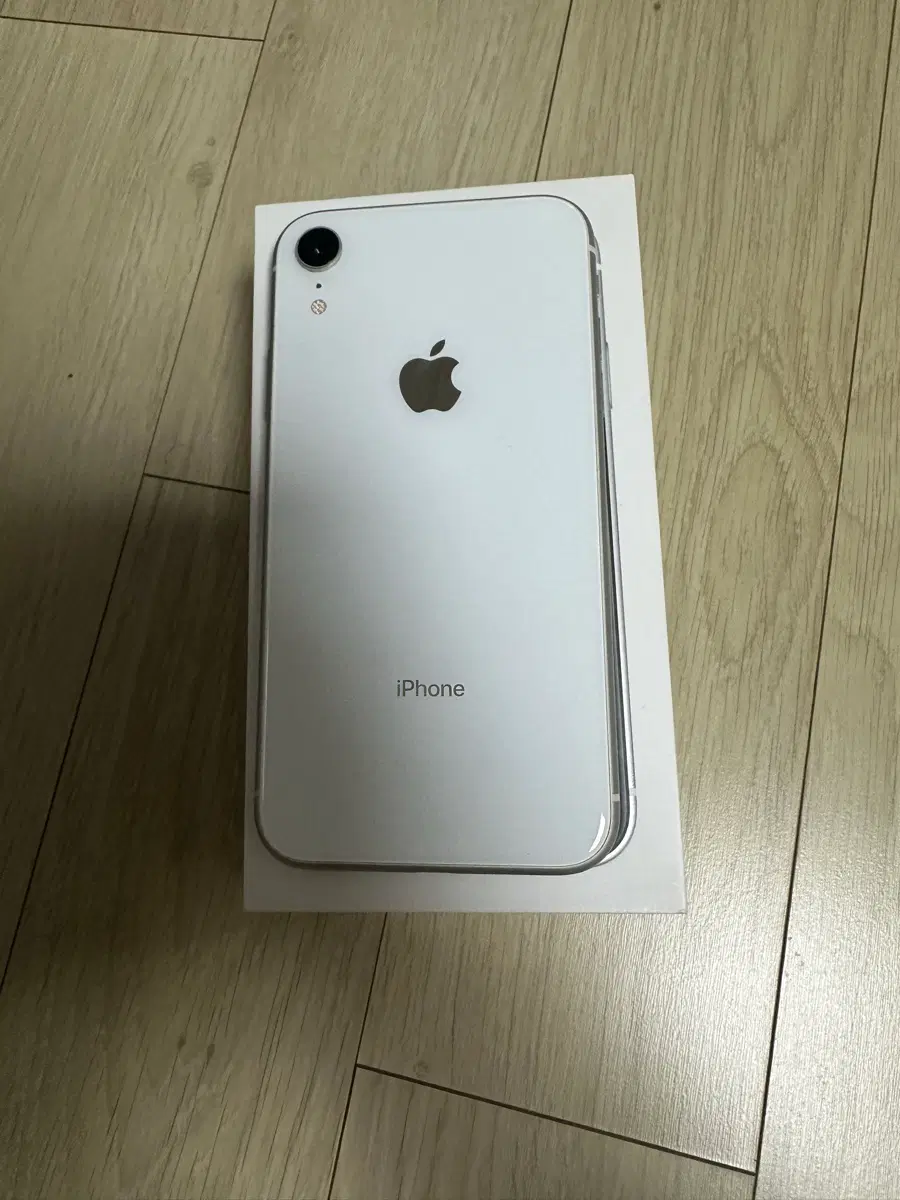 XR128GB모델이예요