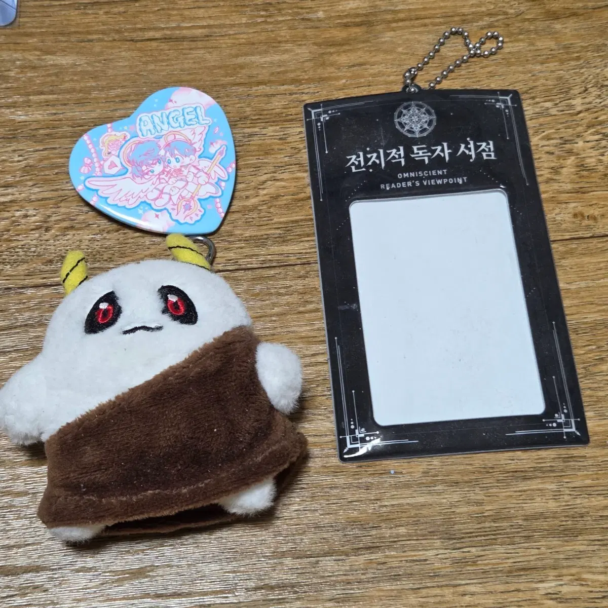 전독시 포카, 비형 인형, 포카홀더