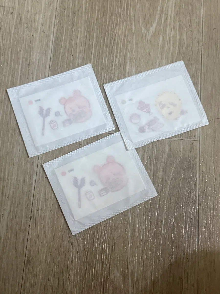 먼작귀 스티커 3장