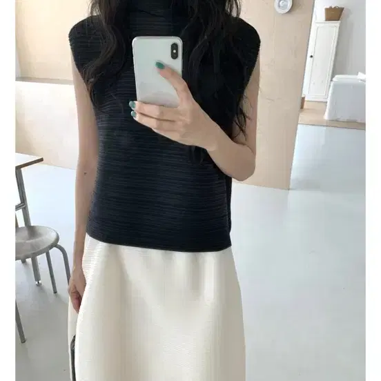 maison mature 메종메츄얼 플리츠탑
