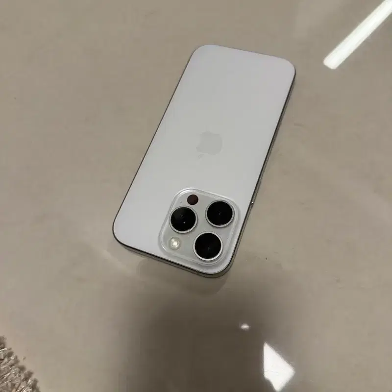 아이폰 16pro 128g 화이트
