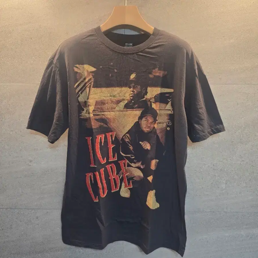 초래어. ICE CUBE. 굿즈 정품. 반팔티.