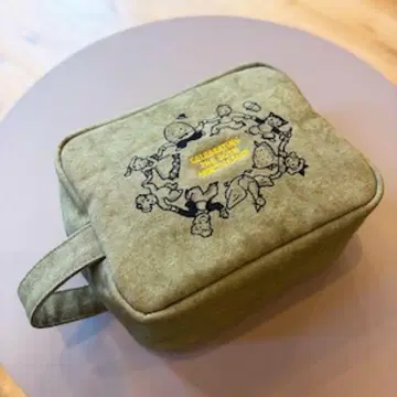 OSAMU GOODS 자수 파우치 올리브