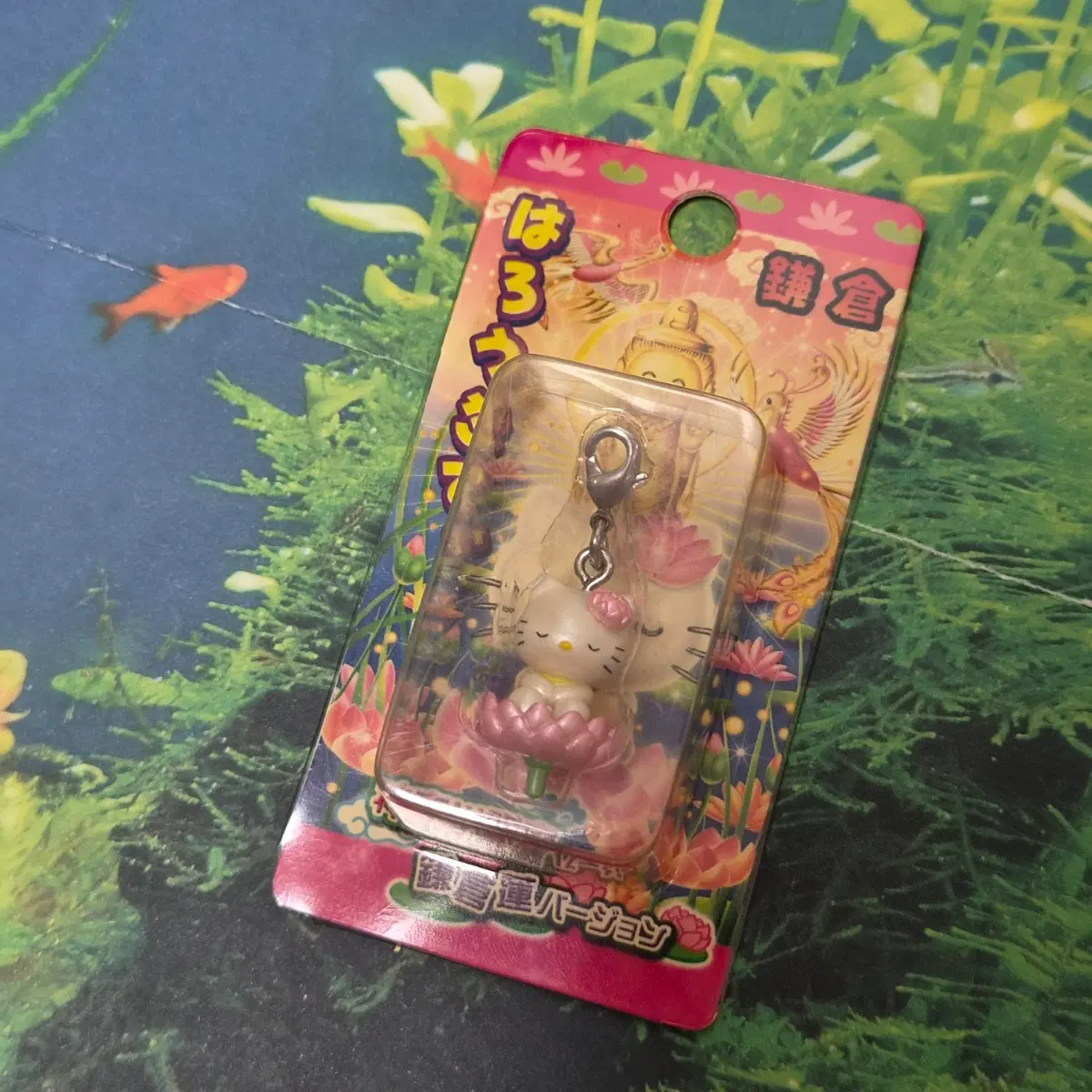 연꽃 키티 불상 키티스트랩 불상 키티 불교 부처 고전 빈티지