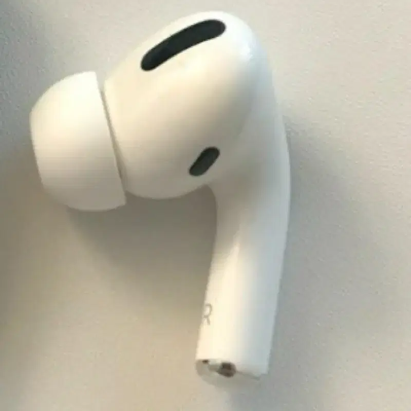 애플 에어팟 프로 오른쪽