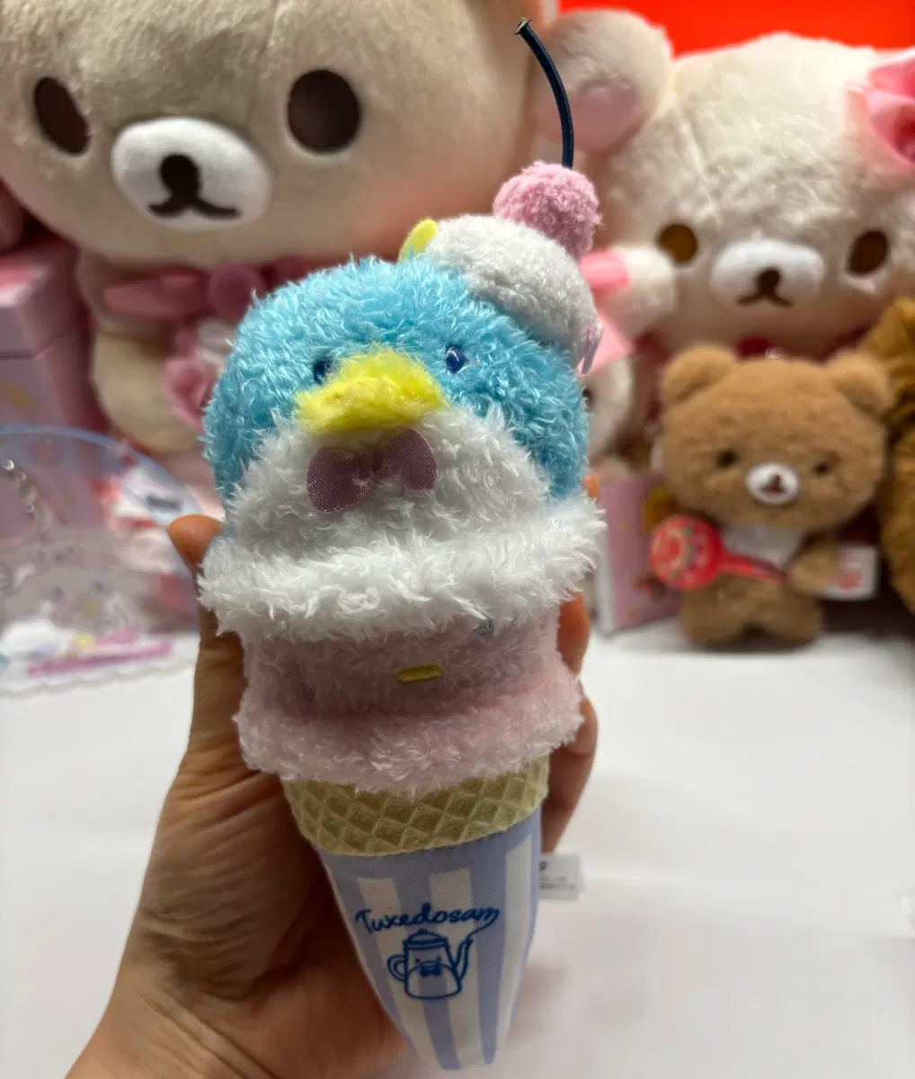턱샘 아이스크림 마스코트