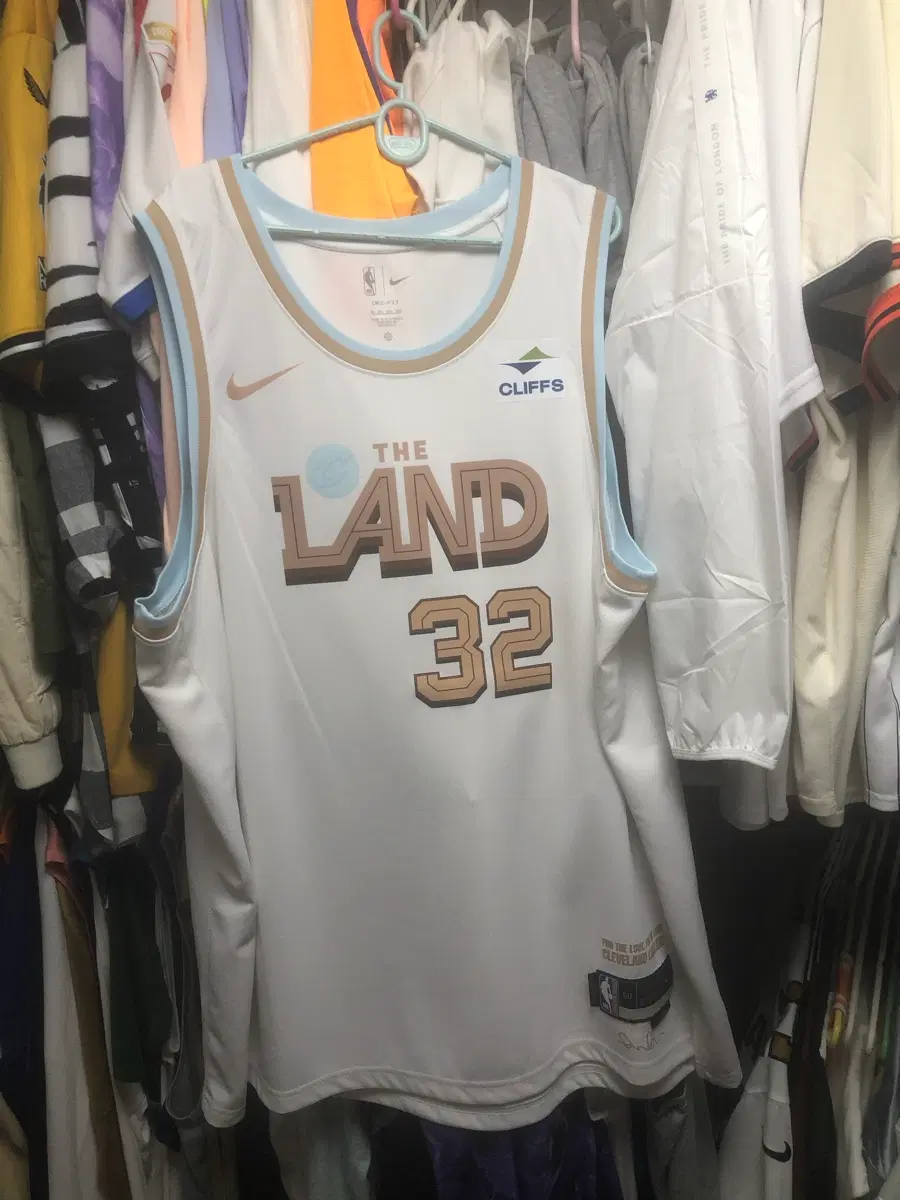 (새거급) 나이키 NBA 클리블랜드 캐벌리어스 딘 웨이드 시티 에디션 스윙맨 유니폼 져지 사이즈 3XL