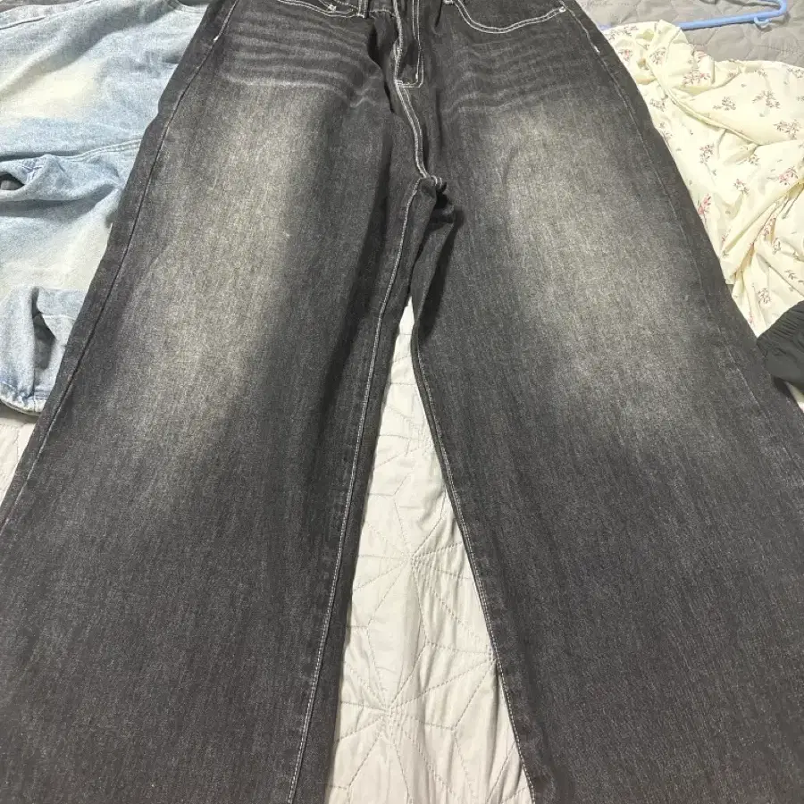 와이드 핏 데님 팬츠 흑청