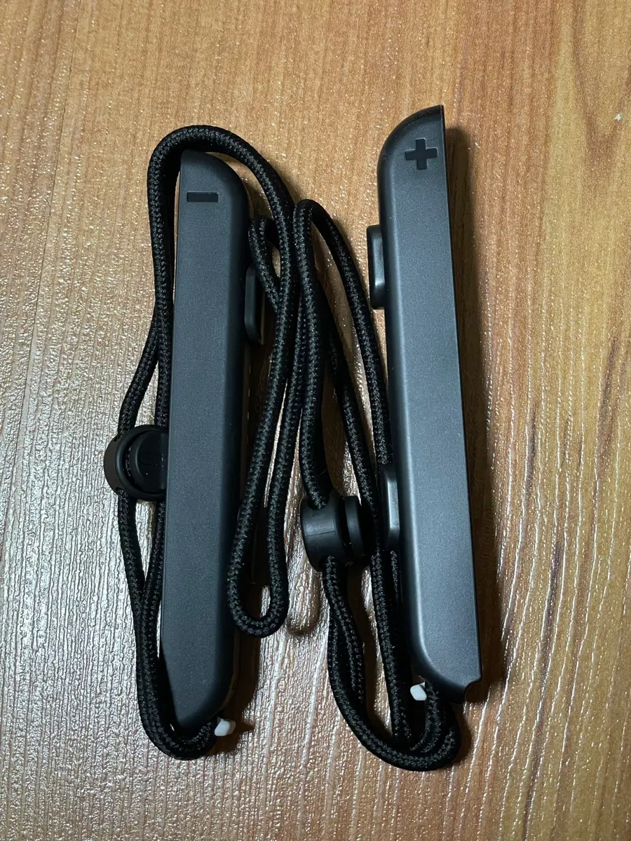 (미사용)닌텐도 스위치 조이콘 스트랩 2개