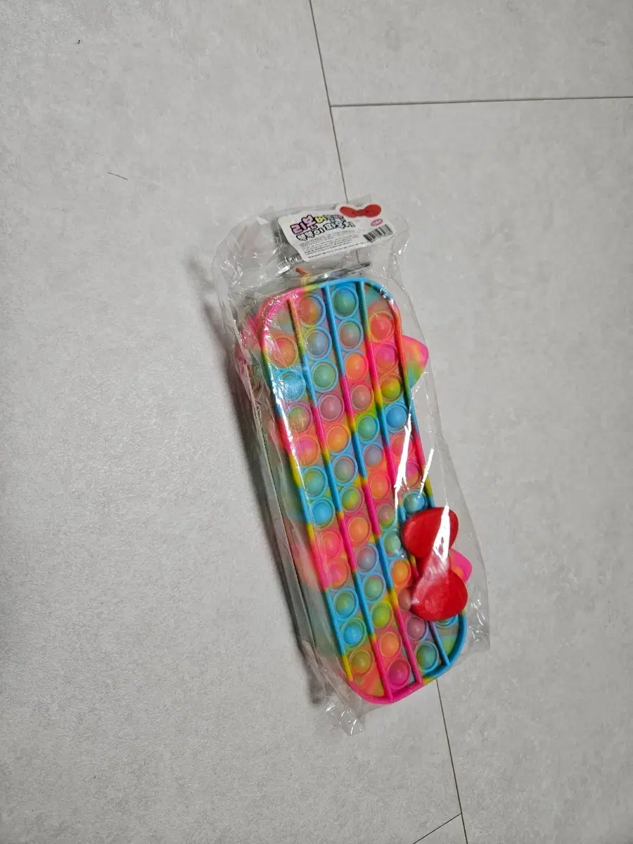 팝잇 필통 무지개색