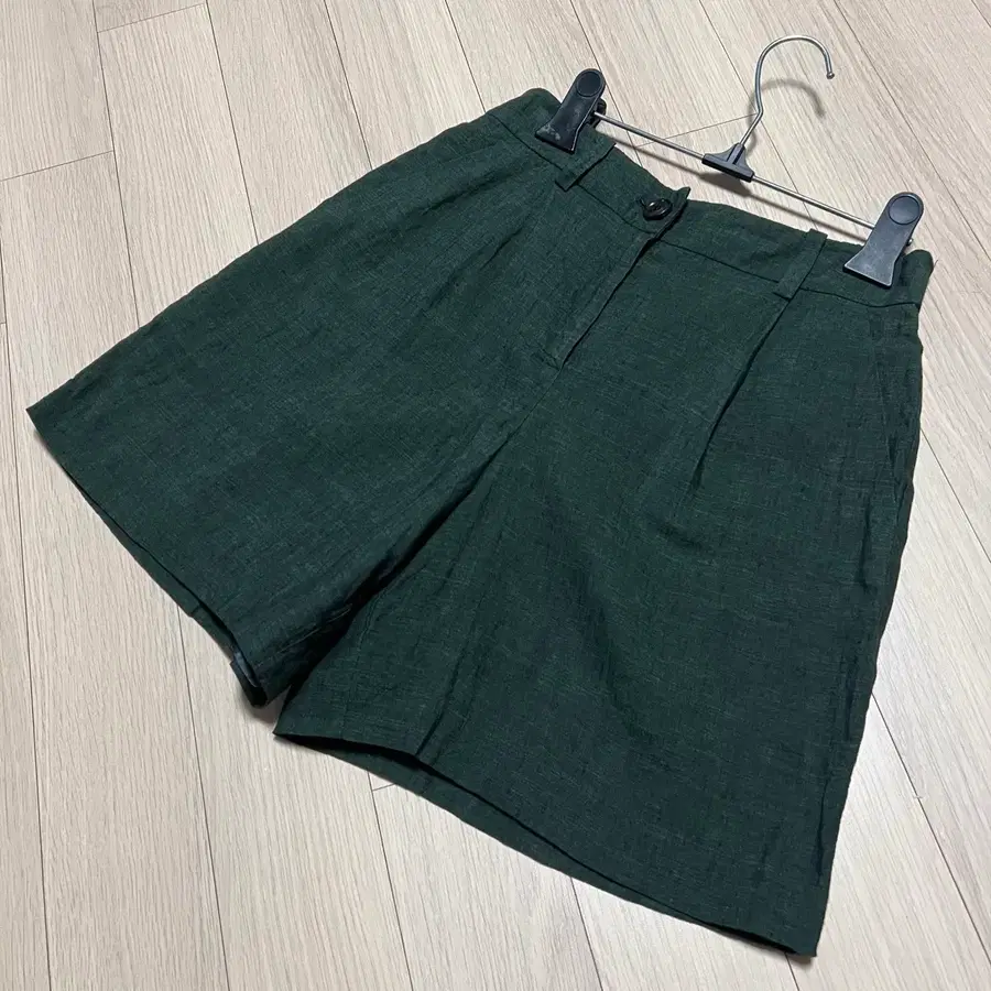 베네통 BENETTON 린넨100% 뒷밴딩 반바지 쇼츠 숏팬츠 그린 초록 카키 여름