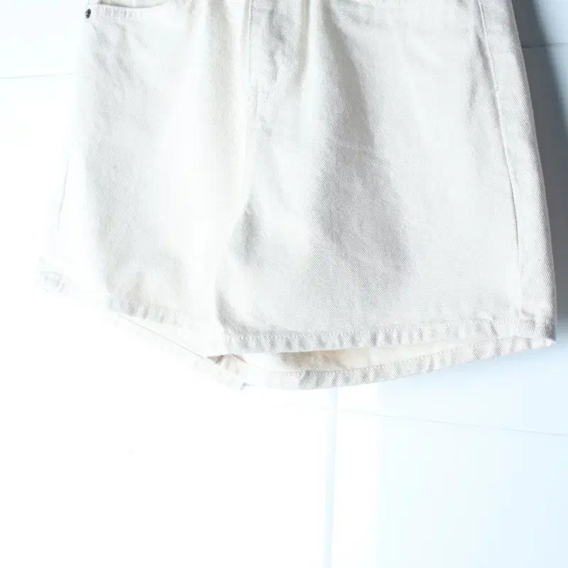 W(M) 밀리언코르 반바지 팬츠 아이보리 무지 숏 아메카지-P10730