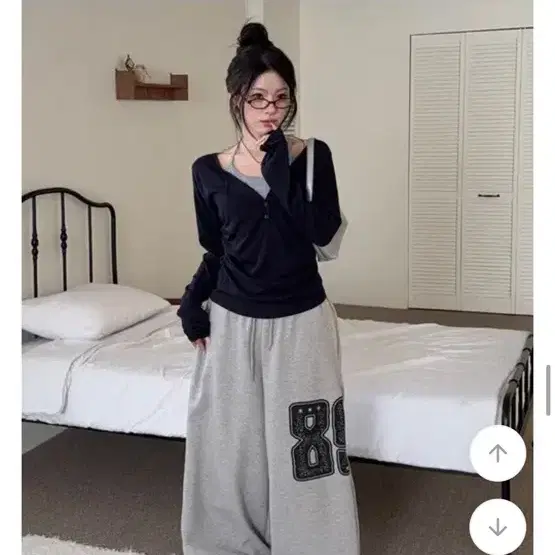 에이블리 슬림핏 오프숄더