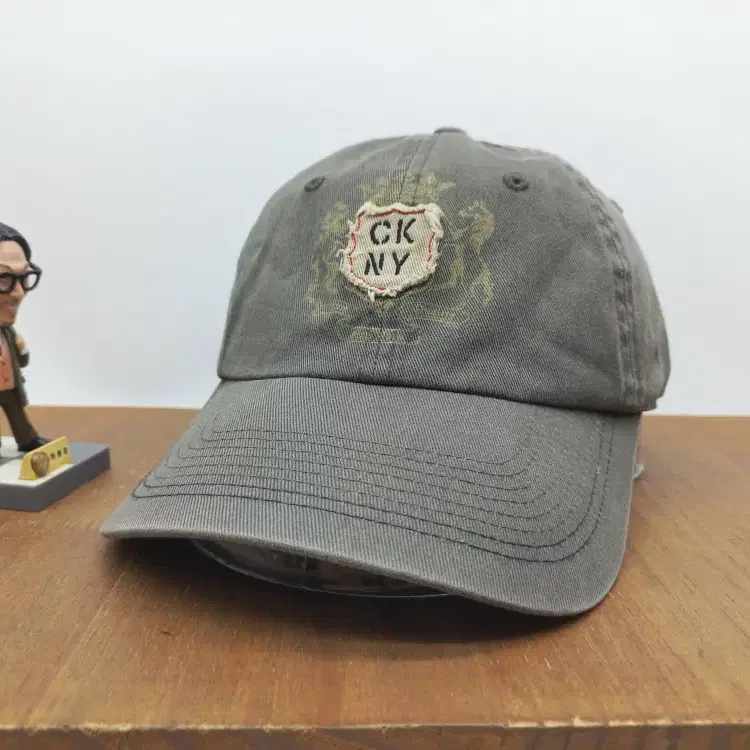 90s 올드 CK 캘빈클라인 오리지널 NY 빈티지 야구 모자 볼캡 브라운