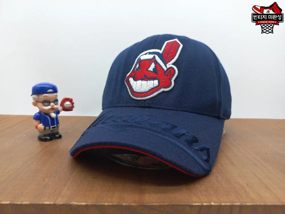 올드 빈티지 MLB 클리블랜드 인디언스 와후추장 볼캡 야구모자 네이비