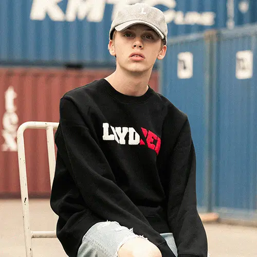 [새상품] 레이든 스웨트/니트 M사이즈 PAPER CUT SWEATSHIRTS-BLACK