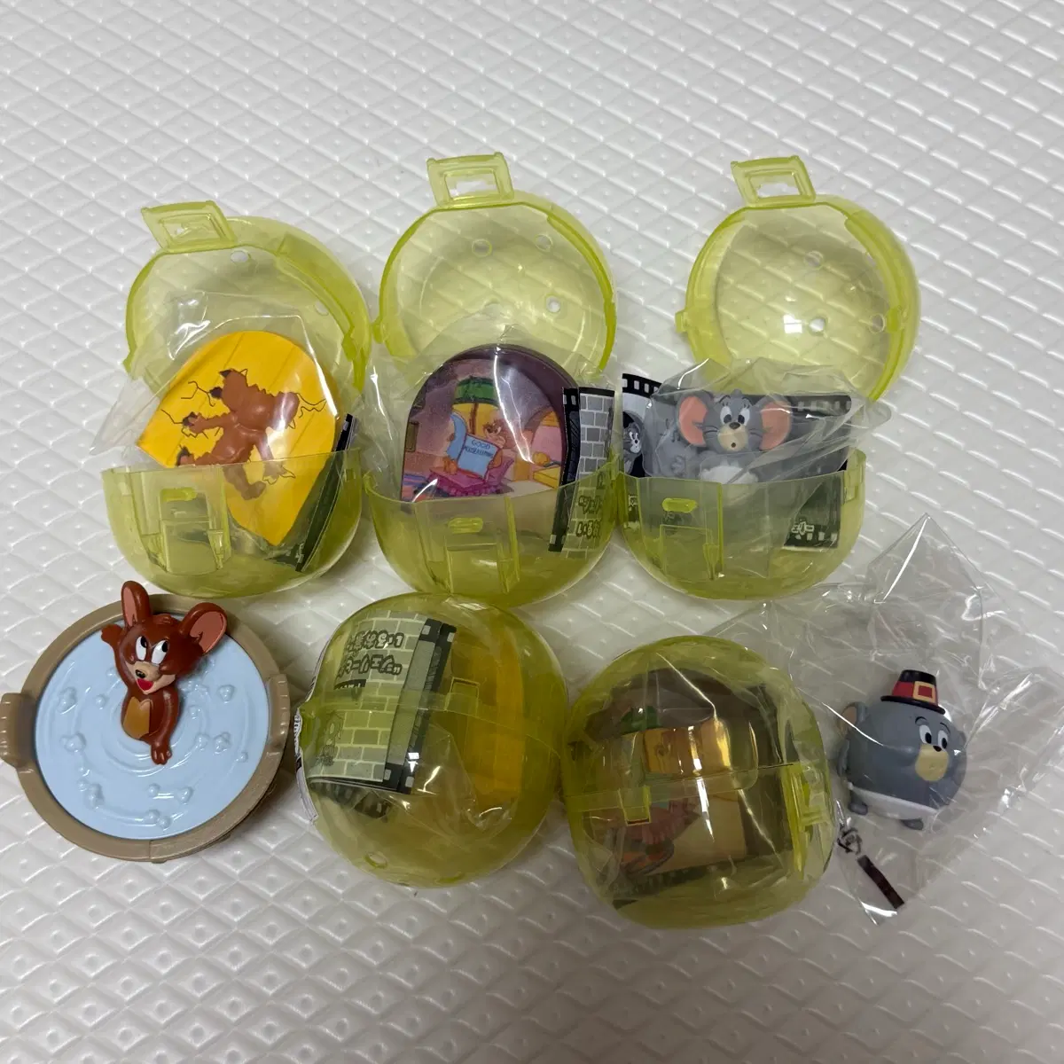 톰과제리 가챠 피규어 첫줄 , 두번째줄 , 터치 , 제리
