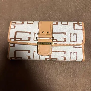 GUESS BY MARCIANO 이단 장지갑