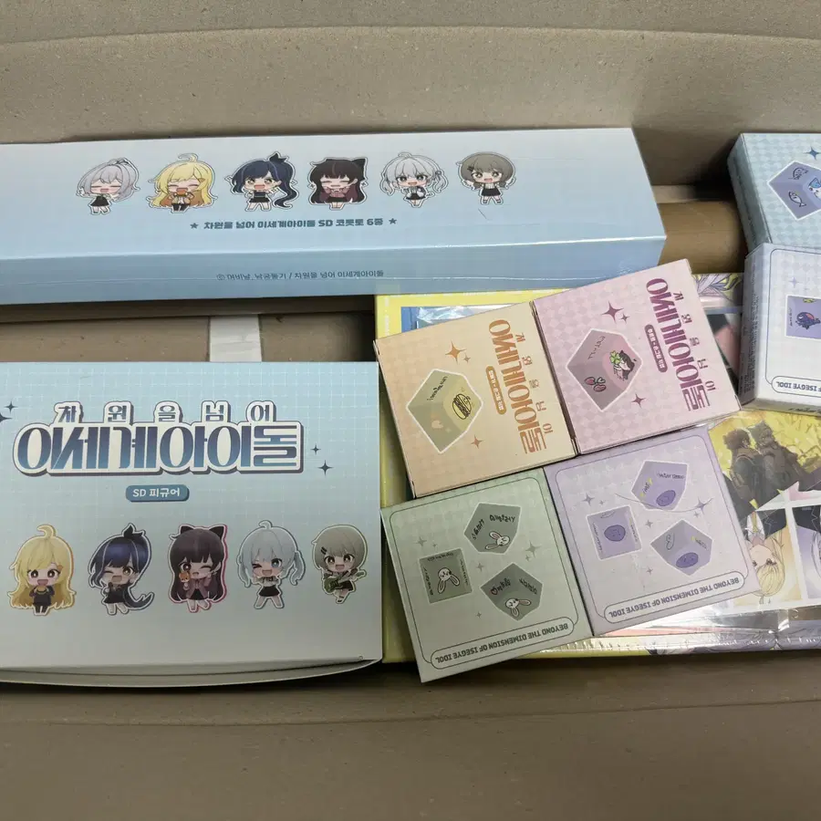[내부미개봉]이세계아이돌(이세돌) 차세돌 웹툰 펀딩 일러스트 세트 + 피규어 6종 + 키캡 6종 일괄 양도