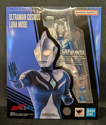반다이 S.H.Figuarts 울트라맨 코스모스 루나 모드
