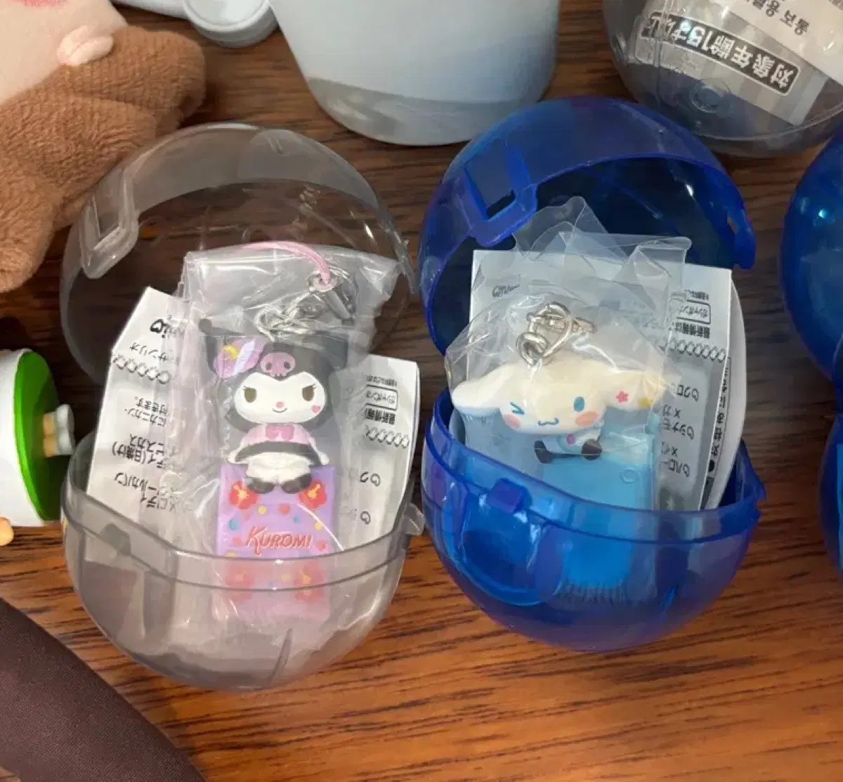 산리오 헤이세이 갸루 스트랩 가챠 쿠로미 시나모롤