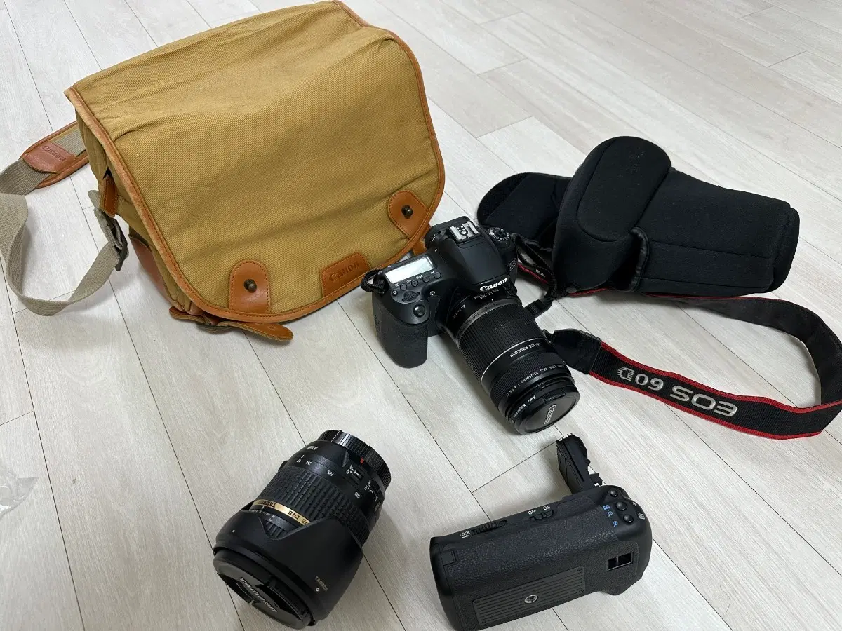 캐논 EOS 60D 카메라 세트 + 렌즈 + 가방